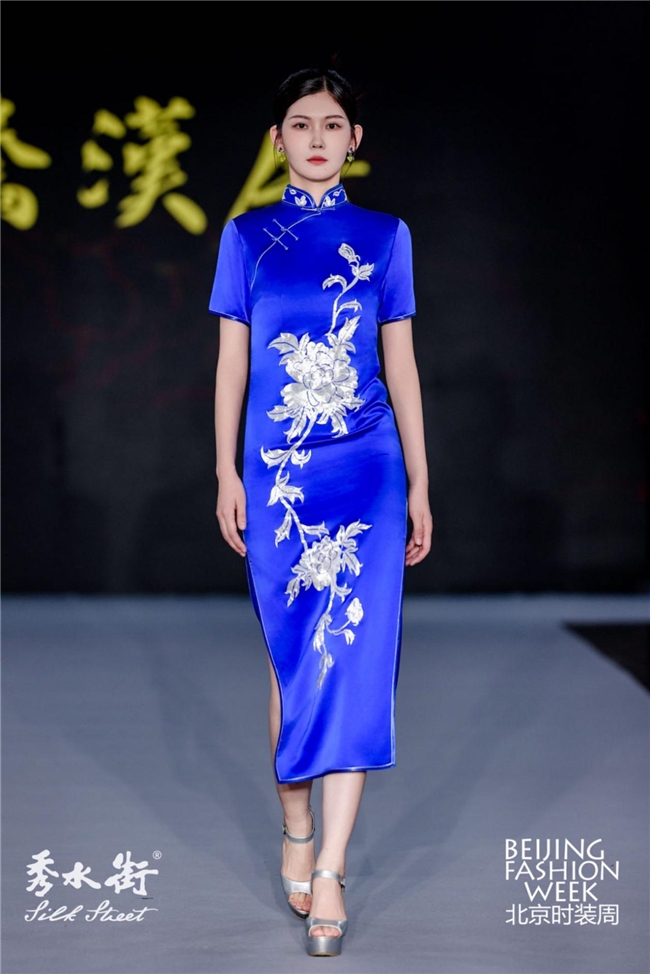 SS2025 北京时装周｜“风范汉服&龙腾汉唐新国风联合发布会”，演绎新国风之美