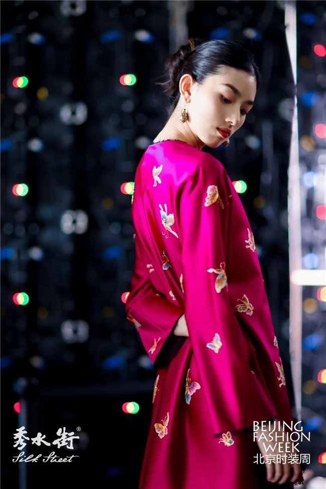 ＂风范华裳·国韵新章：风范汉服新中式国风时装秀璀璨启幕＂