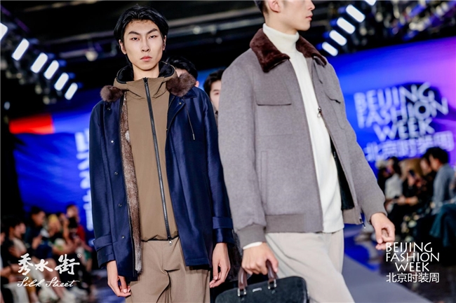 SS2025 北京时装周｜“吴礼·越潮”CIMEN.LIU / TONY BARLA 托尼宝拉2025新品发布会