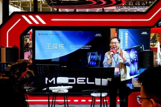 美得理惊艳亮相2024上海国际乐器展览会