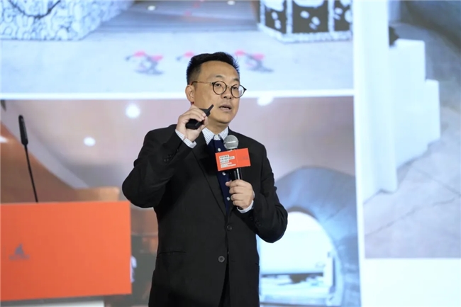 北京时装周：时尚之城学术论坛：服装X建筑 暨北京服装学院第二十届“科学·艺术·时尚”节开幕