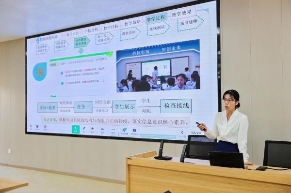 科学为梦想添彩——2024年柳州市人工智能教育成果展示暨WRC世界机器人大赛城市选拔赛开赛
