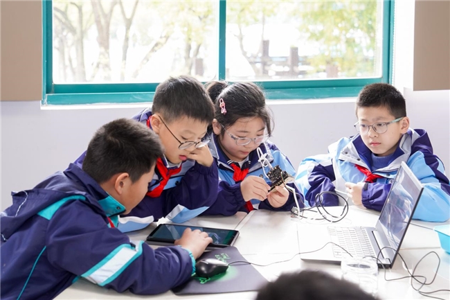AI 点亮太湖畔，科普实践启新程 —— 江南实验小学科技节成功举办
