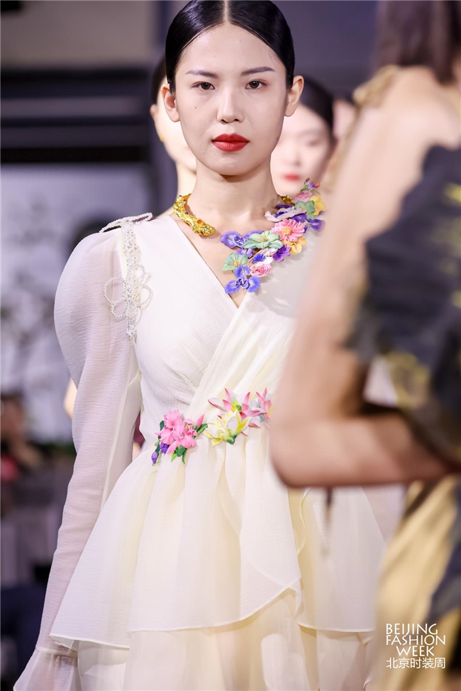 焕耀非遗新生，70年乘风破浪，北京工美启新篇