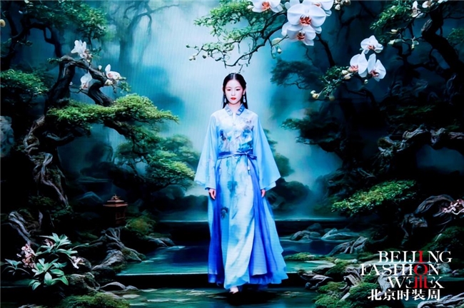 【元织界·AI生成式时尚秀】震撼亮相AW2025北京时装周！