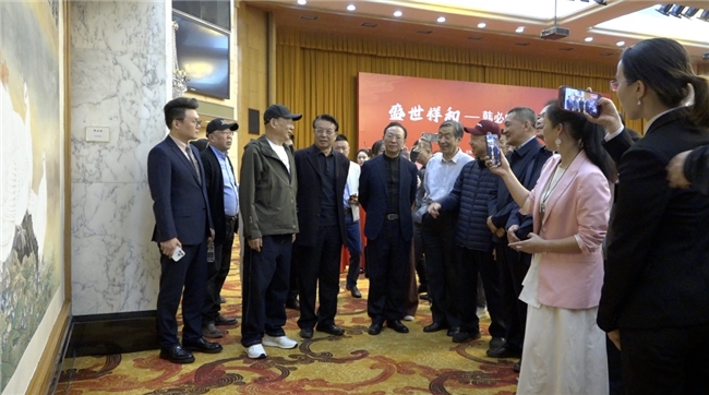 盛世祥和——韩必恒中国工笔画成就展在京开幕