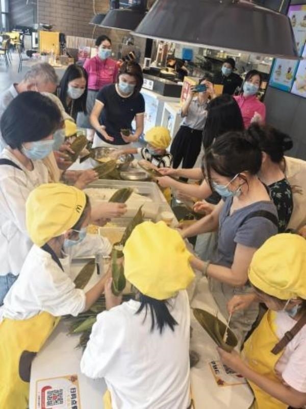 粽香传情 阳光相伴  ——阳光人寿全国各机构开展端午、儿童节主题活动